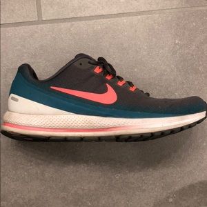 Nike Zoom Vomero 13